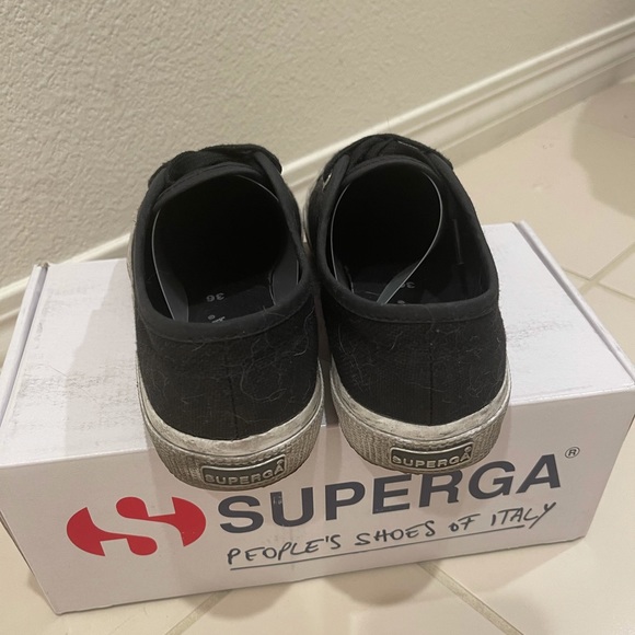 Superga Classic Sneaker - Picture 2 of 5